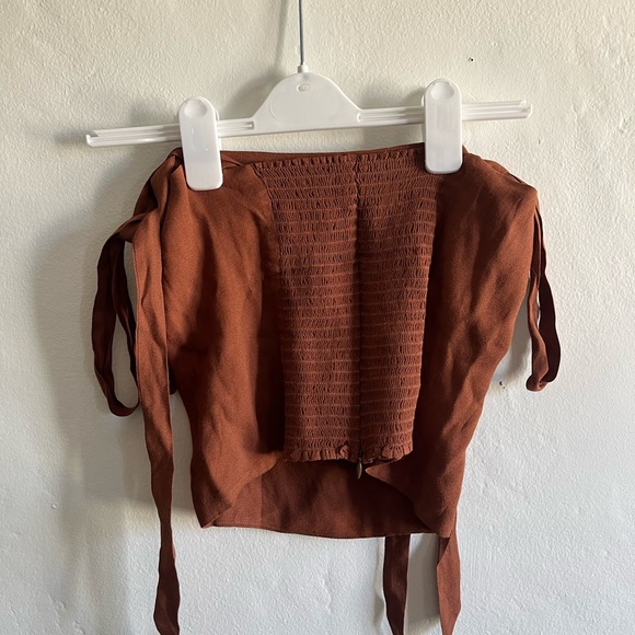 🤎Reformation Ellora Top in Brown🤎 - Picture 3 of 5